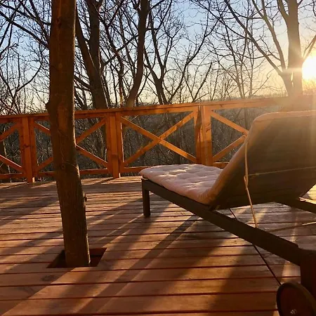 Casa vacanze őzlak Lombház